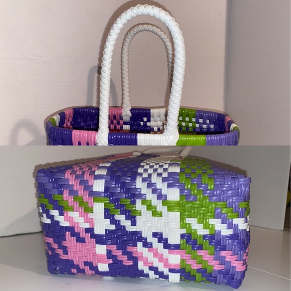 “Maria Victoria “ PVC Handbag - Picture 3 of 5